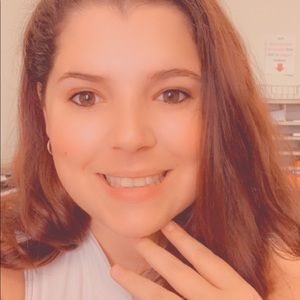 Meet your Posher, Mikaela